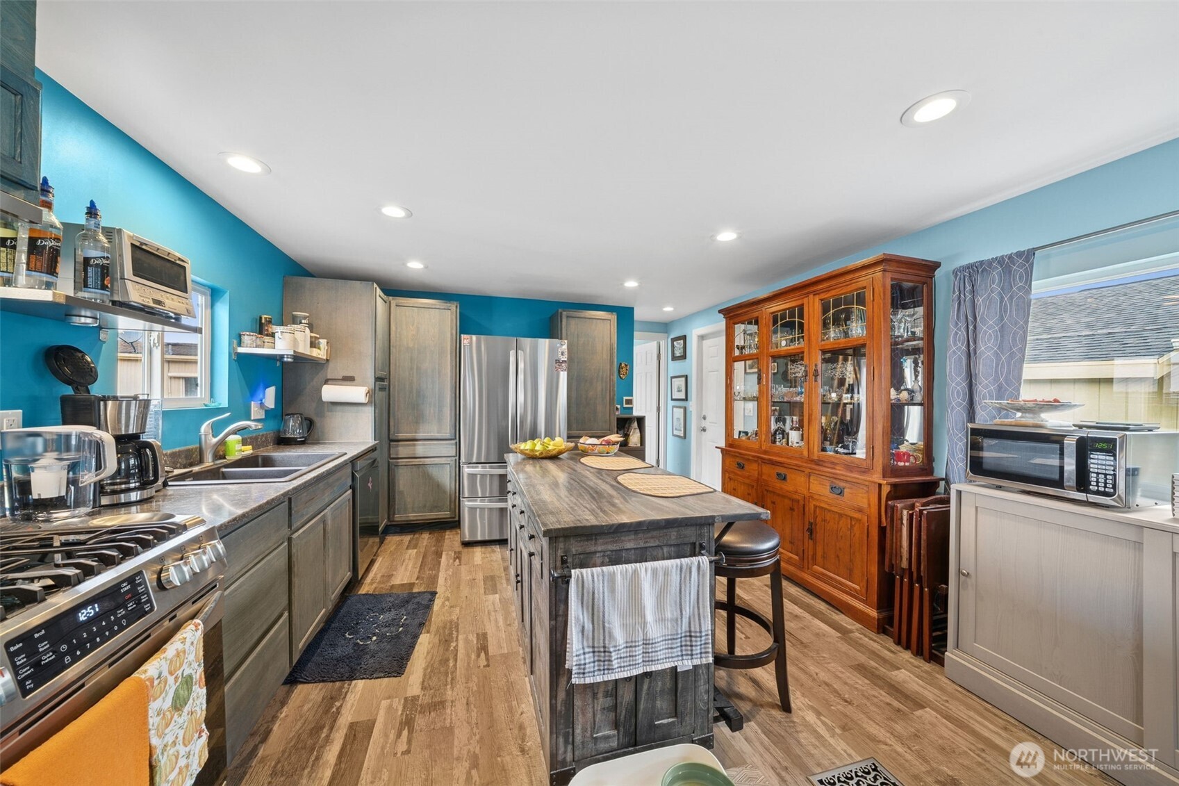 915 Mt Villa Loop , Enumclaw, WA 98022