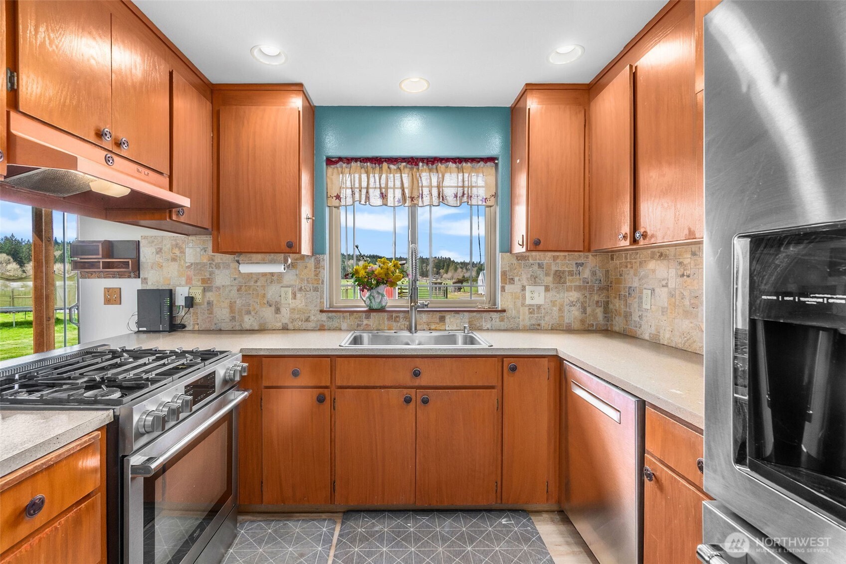 19705 Coal Road SE, Tenino, WA 98589