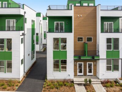 906 A 28th Avenue S, Seattle, WA 98144 - Photo 1