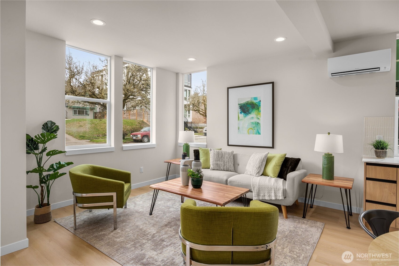 906 A 28th Avenue S, Seattle, WA 98144