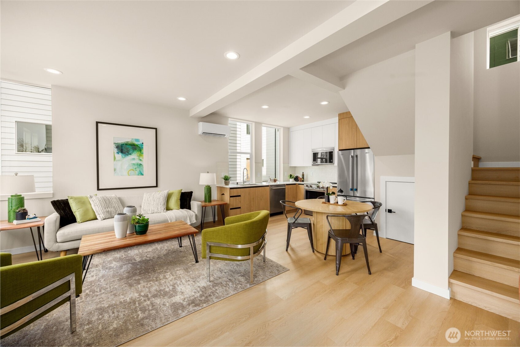 906 A 28th Avenue S, Seattle, WA 98144