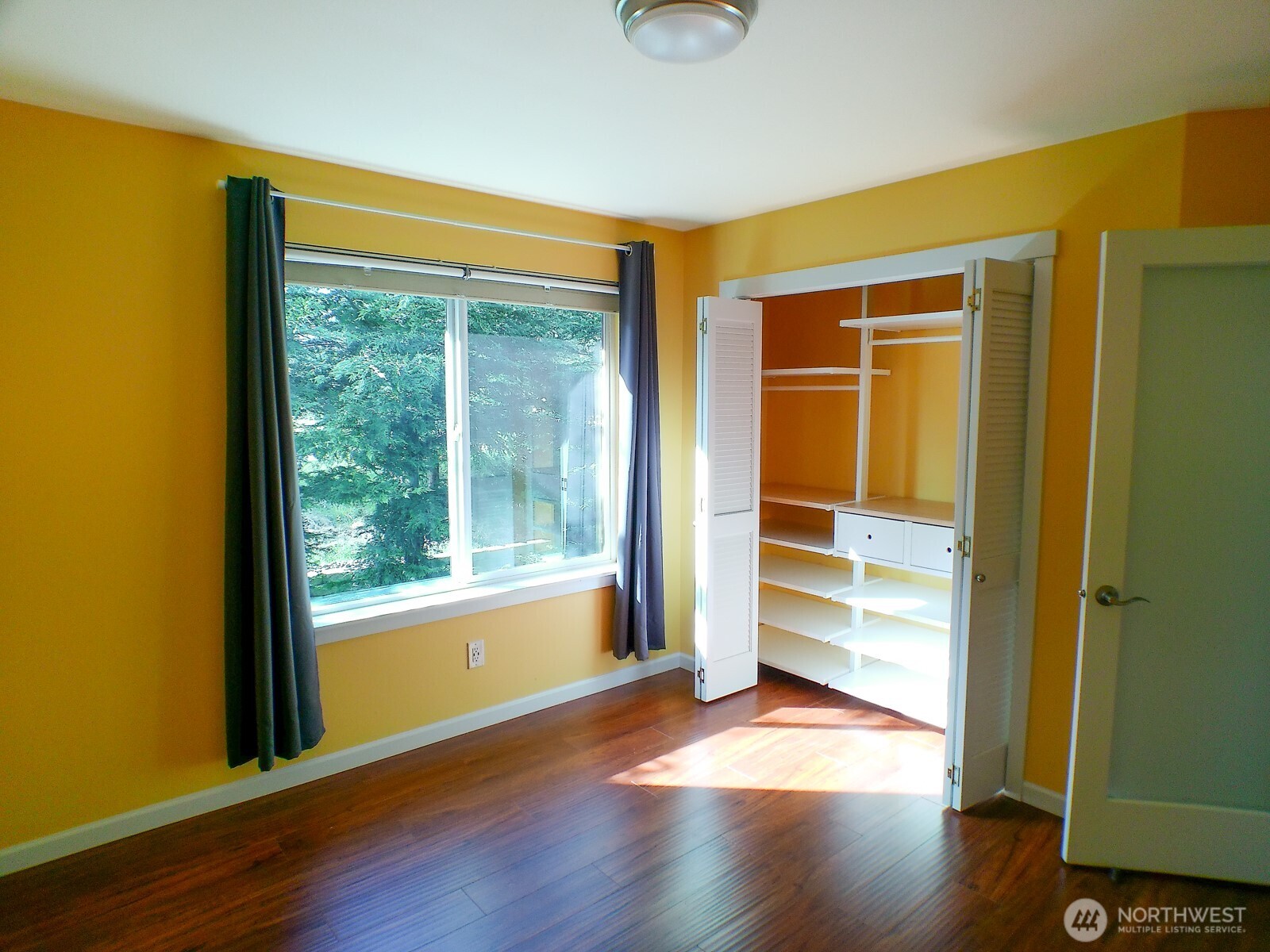 744 Evergreen Avenue , Ocean Shores, WA 98569