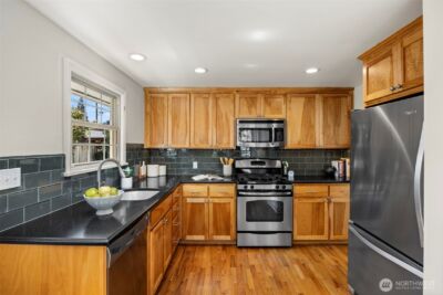 3321 35th Avenue S, Seattle, WA 98144 - Photo 10