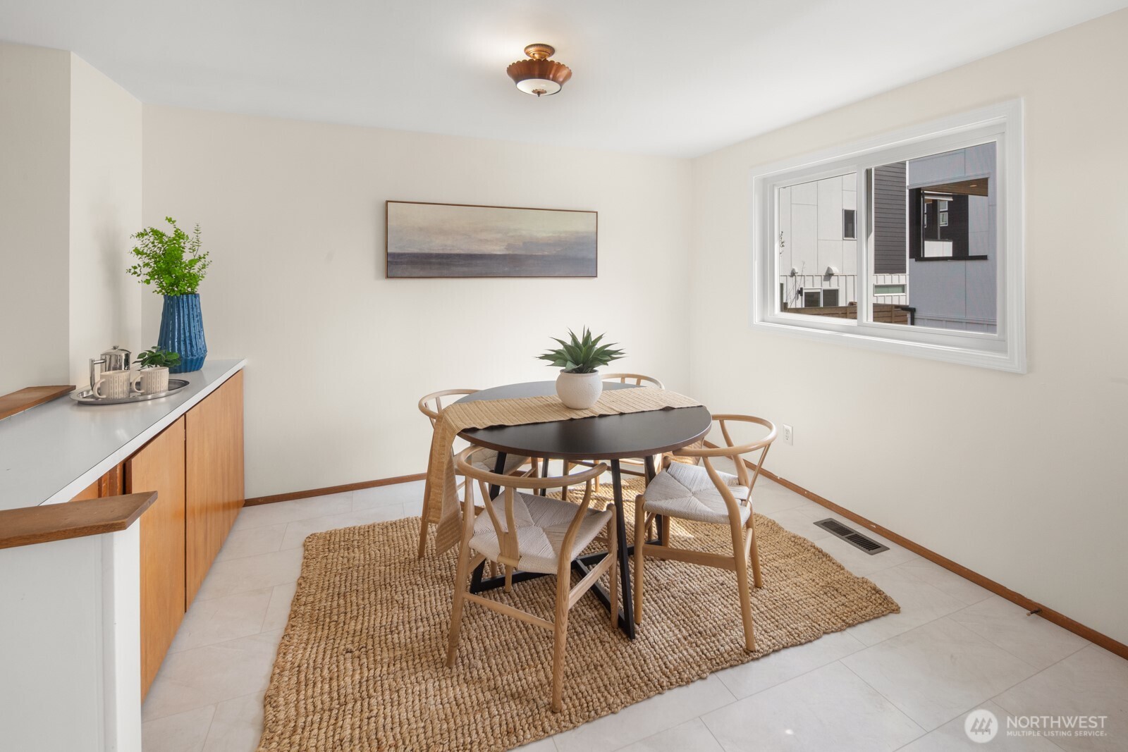 927 NW 58th Street , Seattle, WA 98107