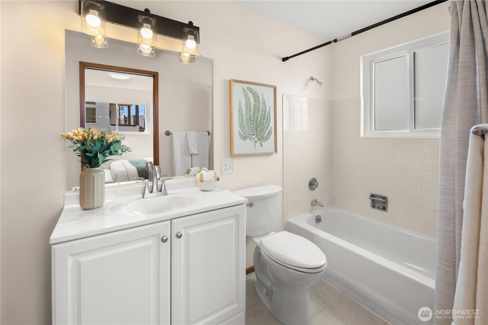 927 NW 58th Street , Seattle, WA 98107