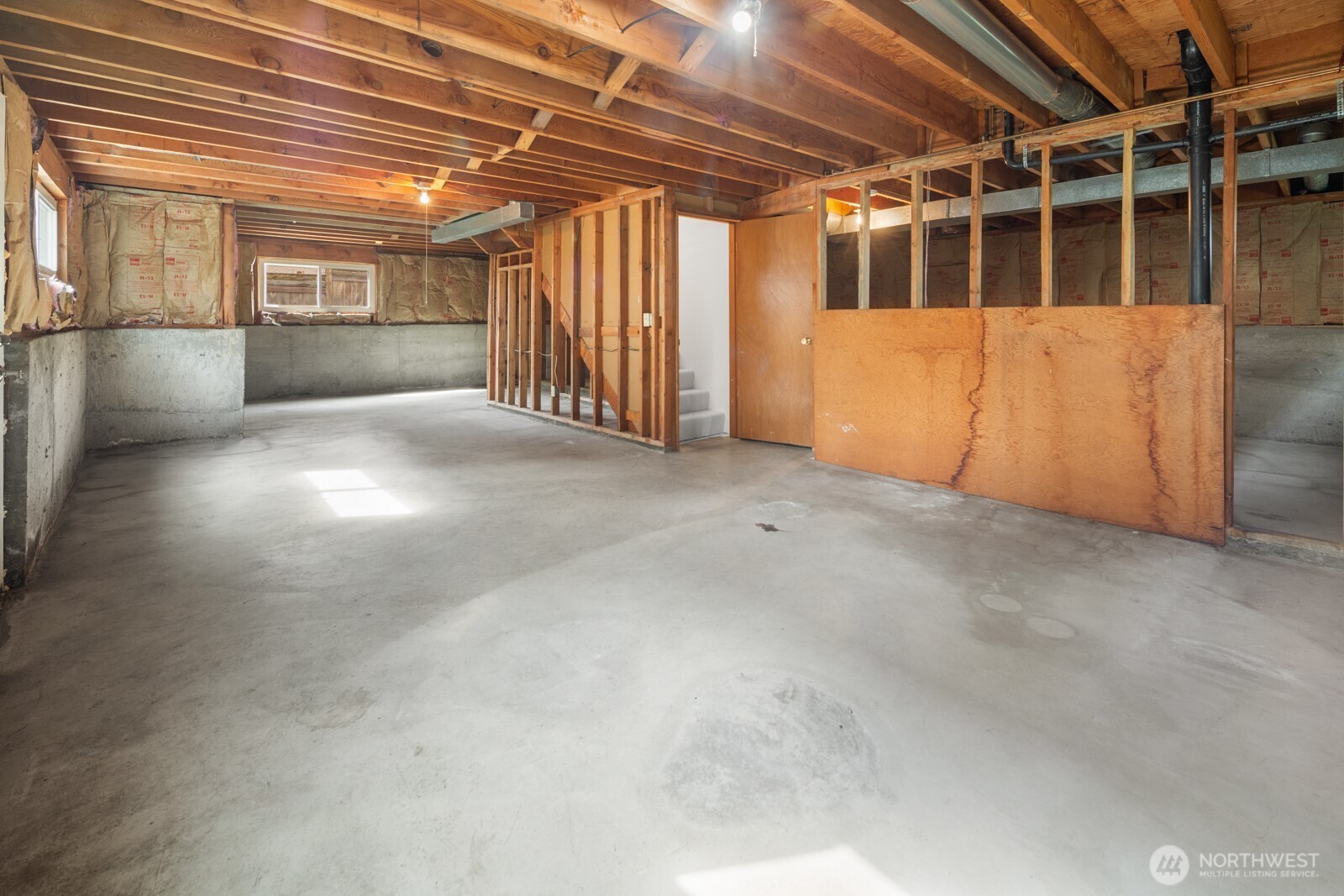 927 NW 58th Street , Seattle, WA 98107