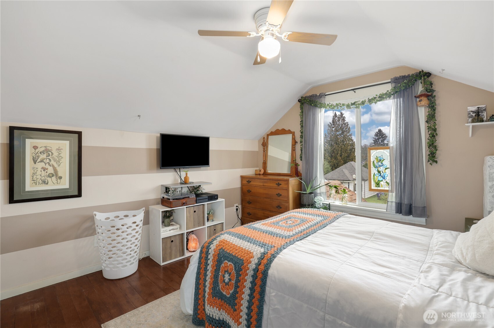 6020 S Lawrence Street , Tacoma, WA 98409