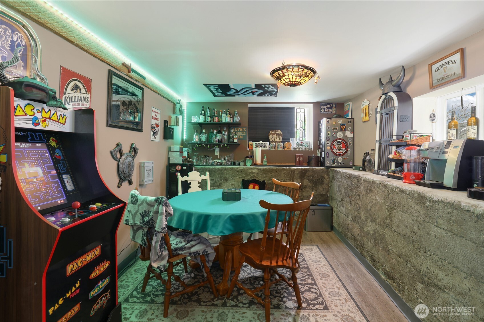 6020 S Lawrence Street , Tacoma, WA 98409