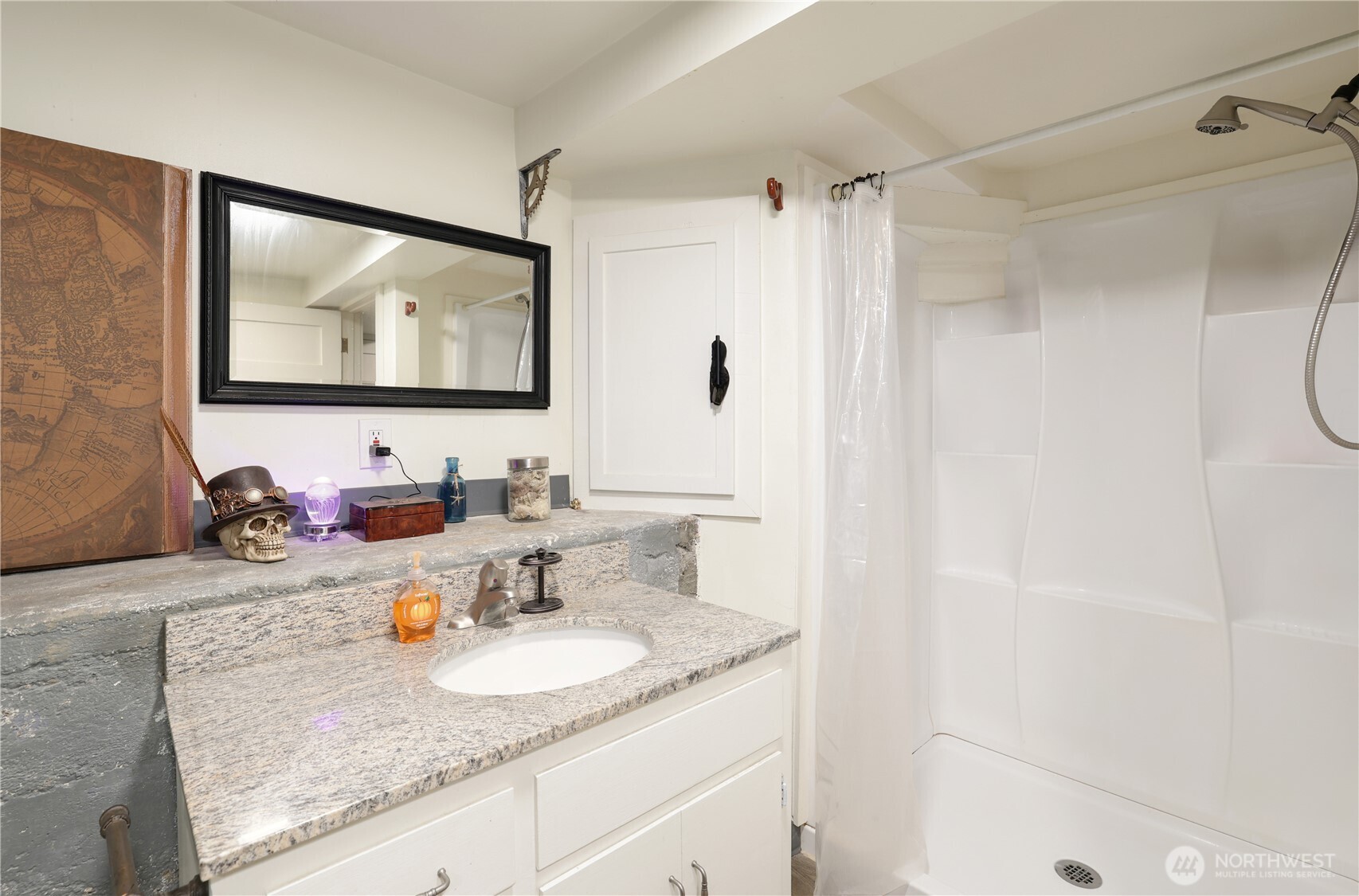 6020 S Lawrence Street , Tacoma, WA 98409