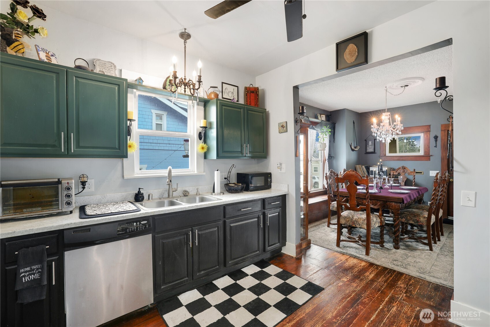 6020 S Lawrence Street , Tacoma, WA 98409