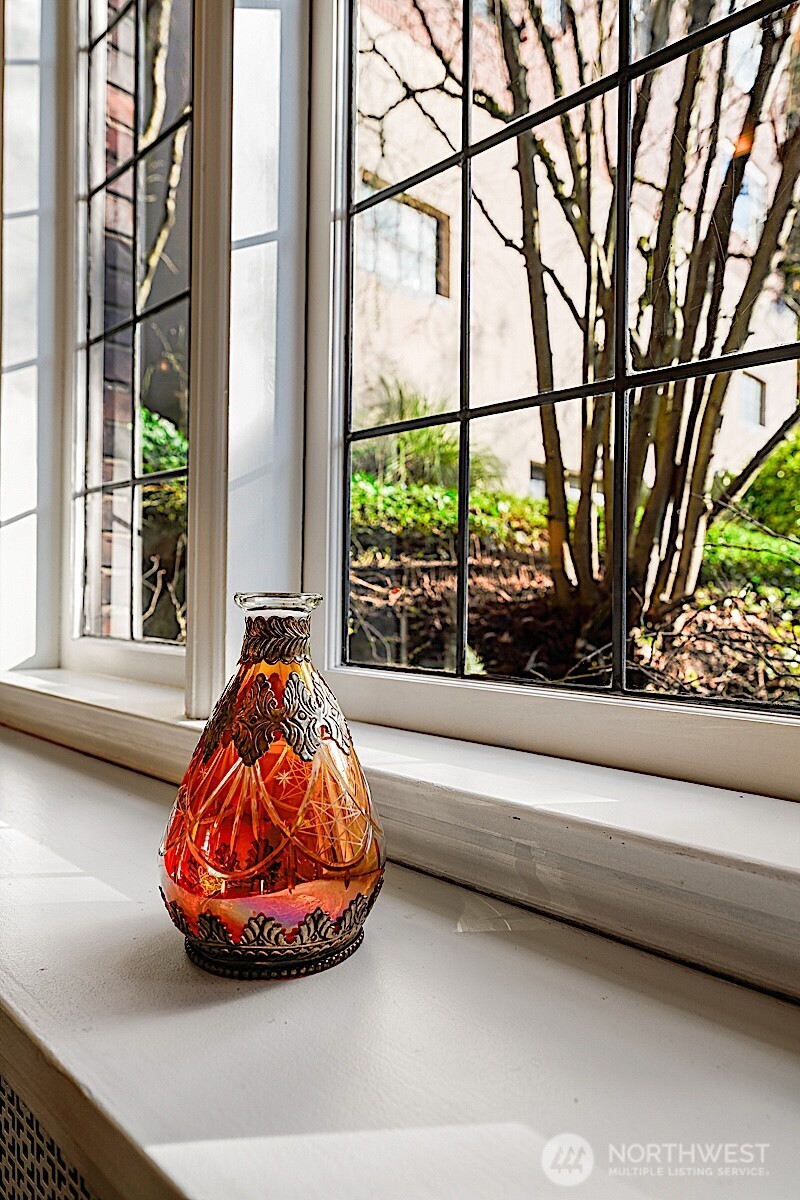 750 Belmont Avenue E #5, Seattle, WA 98102-5986