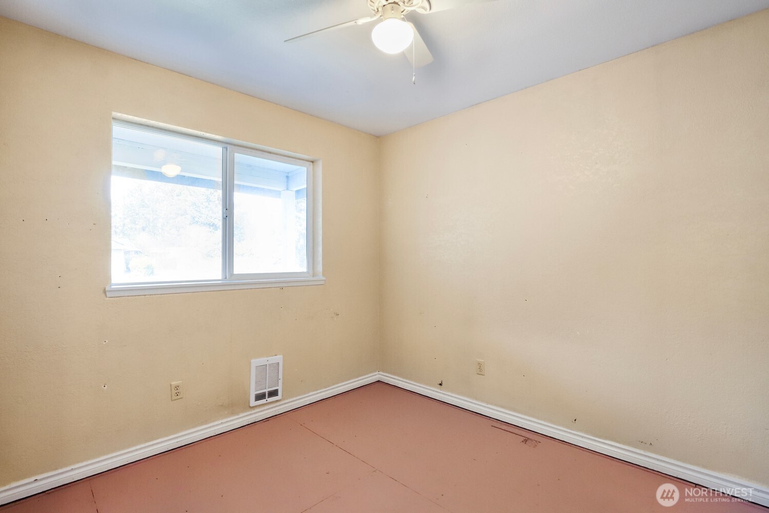 19612 24th Street SW, Lakebay, WA 98349