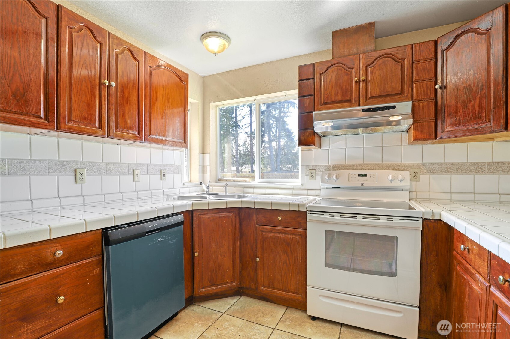 19612 24th Street SW, Lakebay, WA 98349