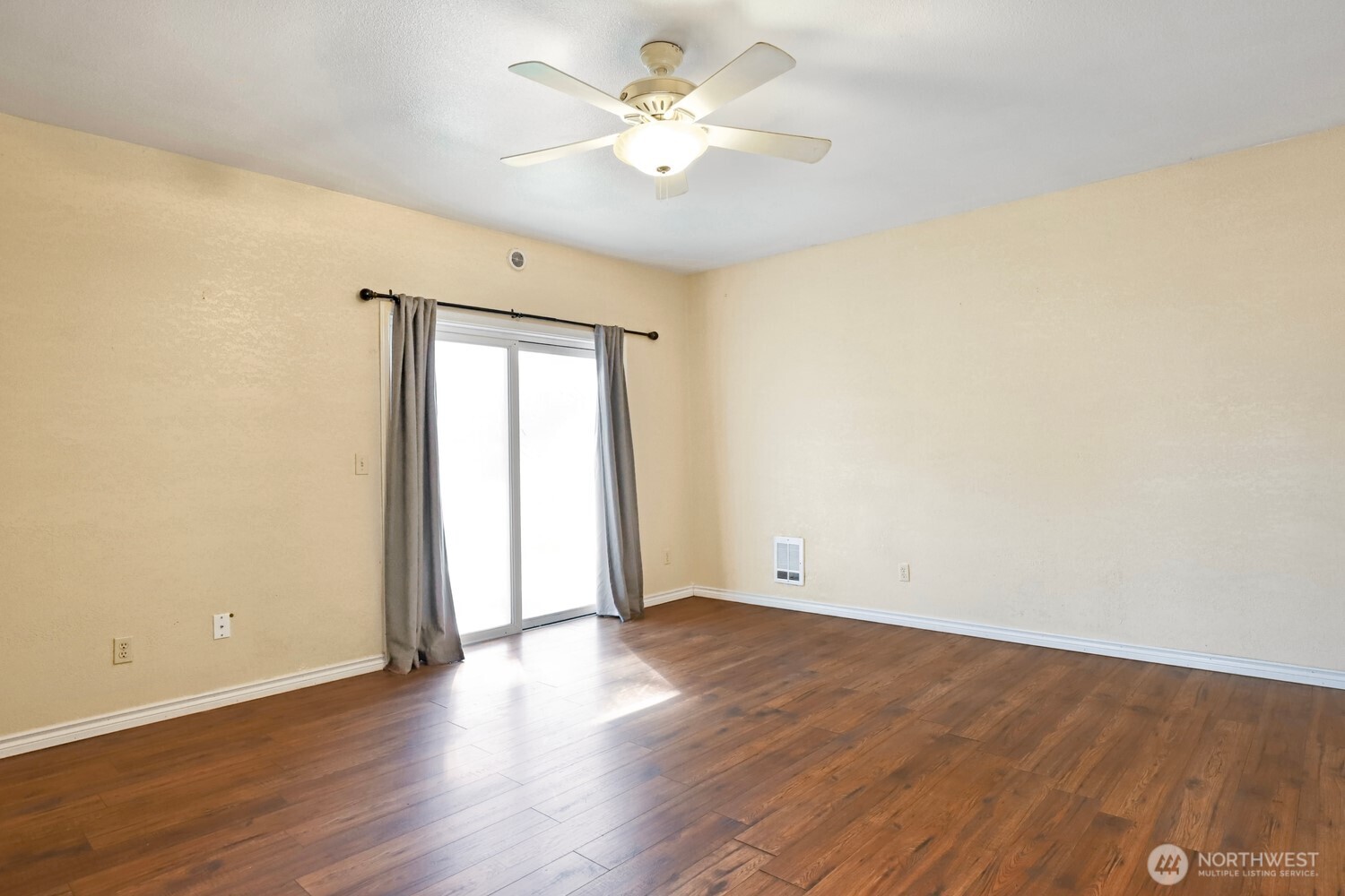 19612 24th Street SW, Lakebay, WA 98349