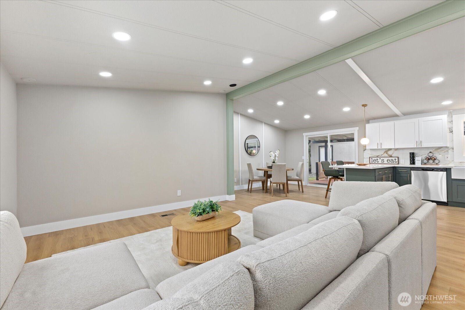 914 Nottingham Drive SE, Olympia, WA 98503