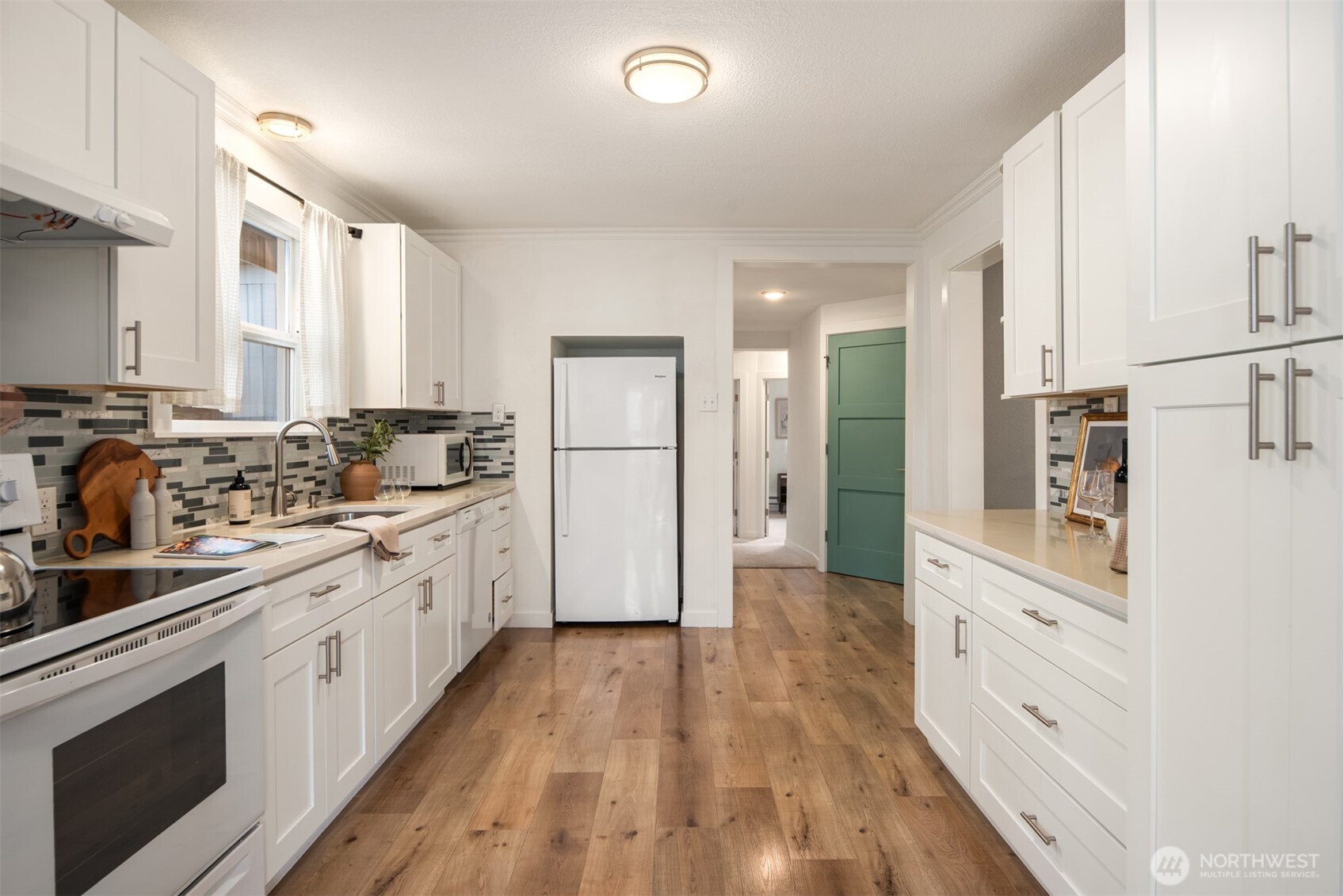 5115 S Roxbury Street , Seattle, WA 98118