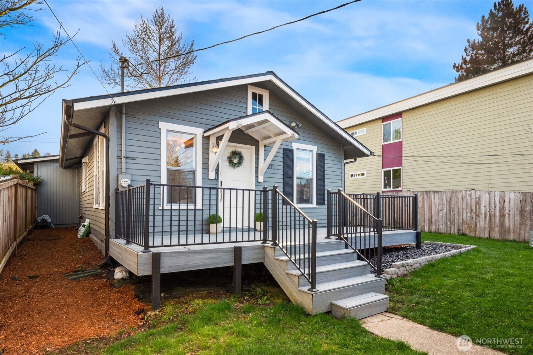 5115 S Roxbury Street , Seattle, WA 98118