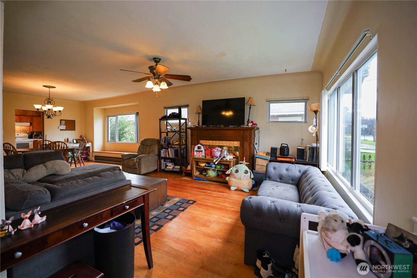 807 Maple Street , Hoquiam, WA 98550