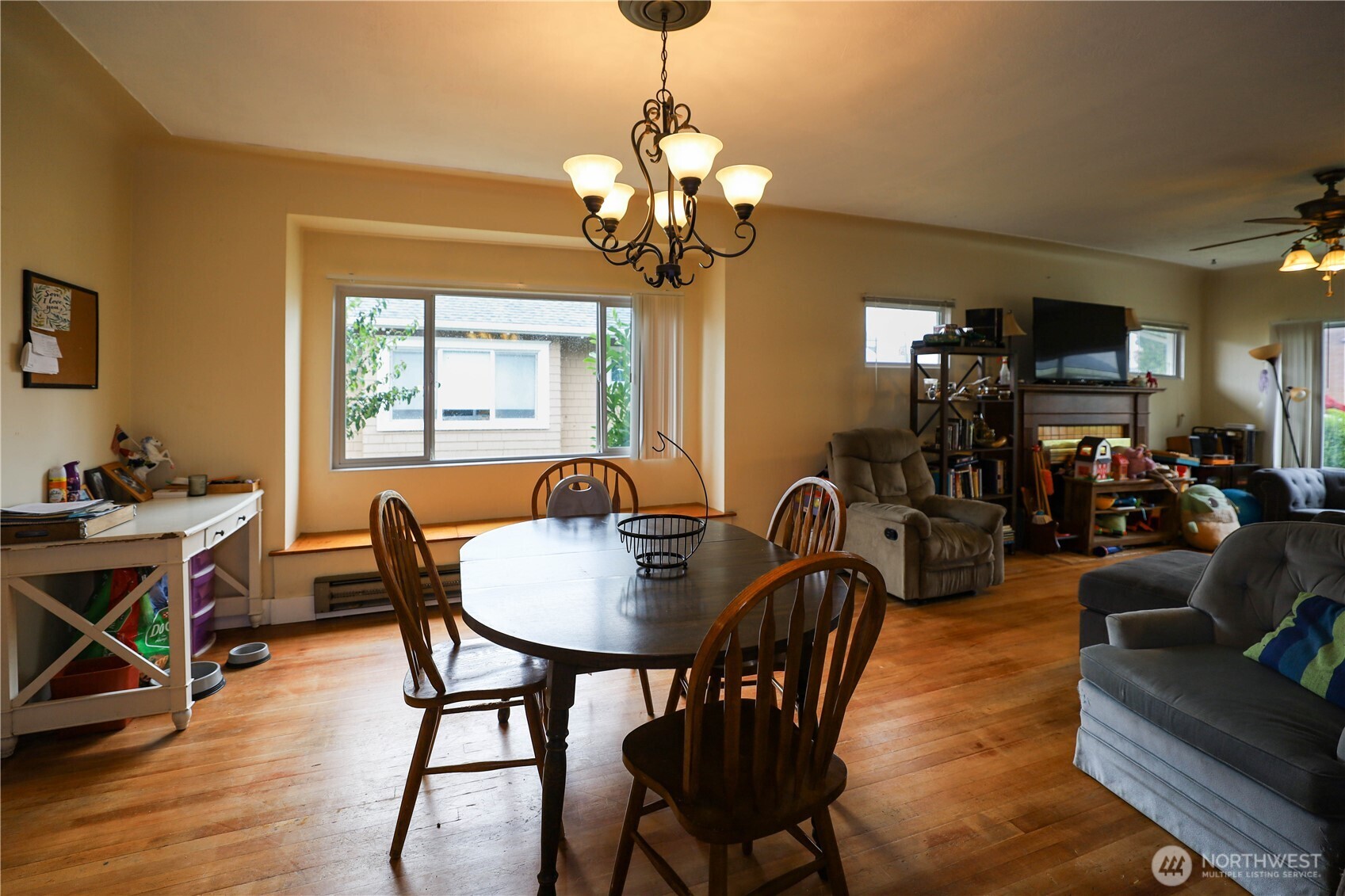 807 Maple Street , Hoquiam, WA 98550