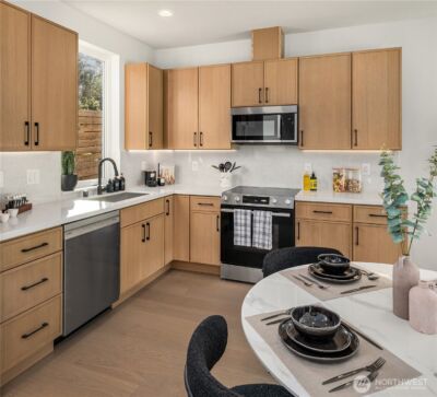 7324 7th Place SW #B, Seattle, WA 98106 - Photo 7