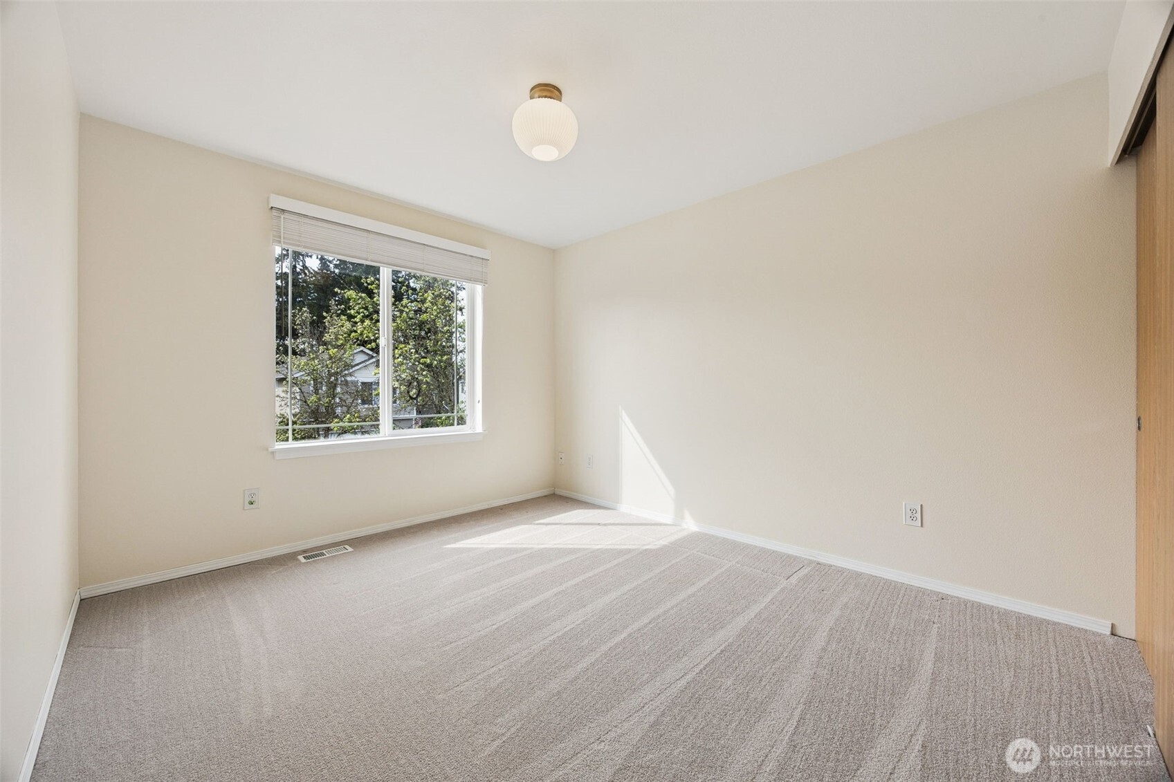 12609 117th Avenue Ct E, Puyallup, WA 98374