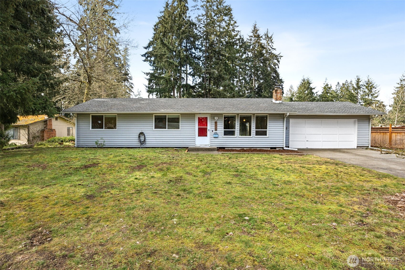 1724 Foxfire Drive SE, Olympia, WA 98513