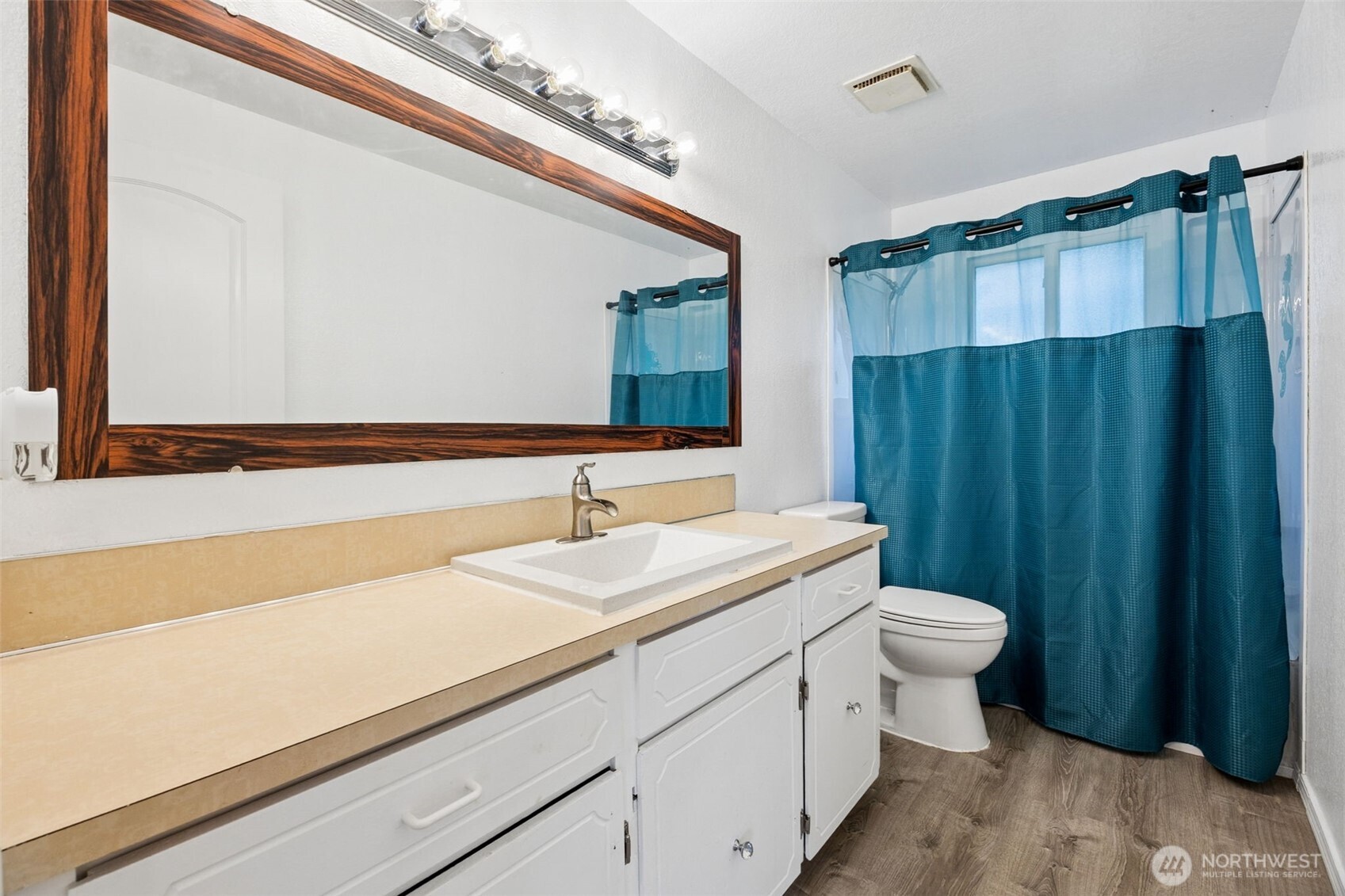 1724 Foxfire Drive SE, Olympia, WA 98513