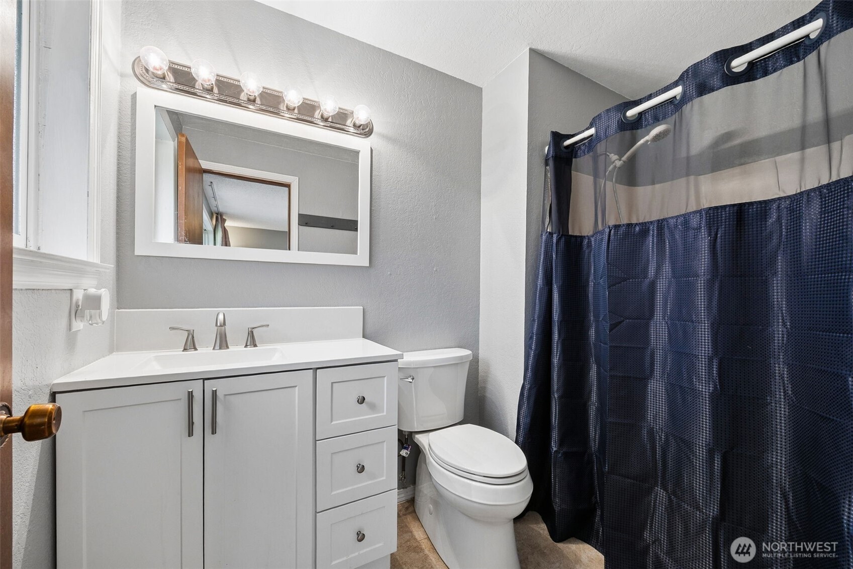 1724 Foxfire Drive SE, Olympia, WA 98513