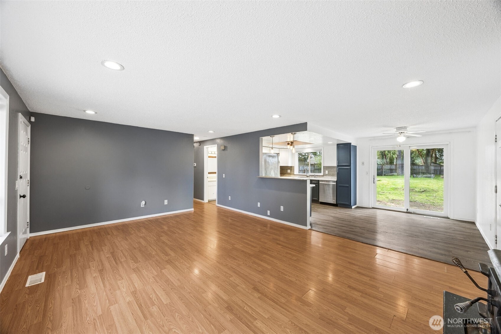 1724 Foxfire Drive SE, Olympia, WA 98513