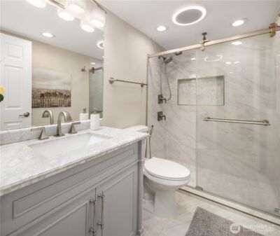 4727 W Lake Sammamish Parkway SE #B201, Issaquah, WA 98027 - Photo 18