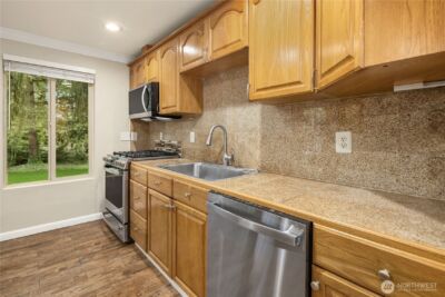 4727 W Lake Sammamish Parkway SE #B201, Issaquah, WA 98027 - Photo 7