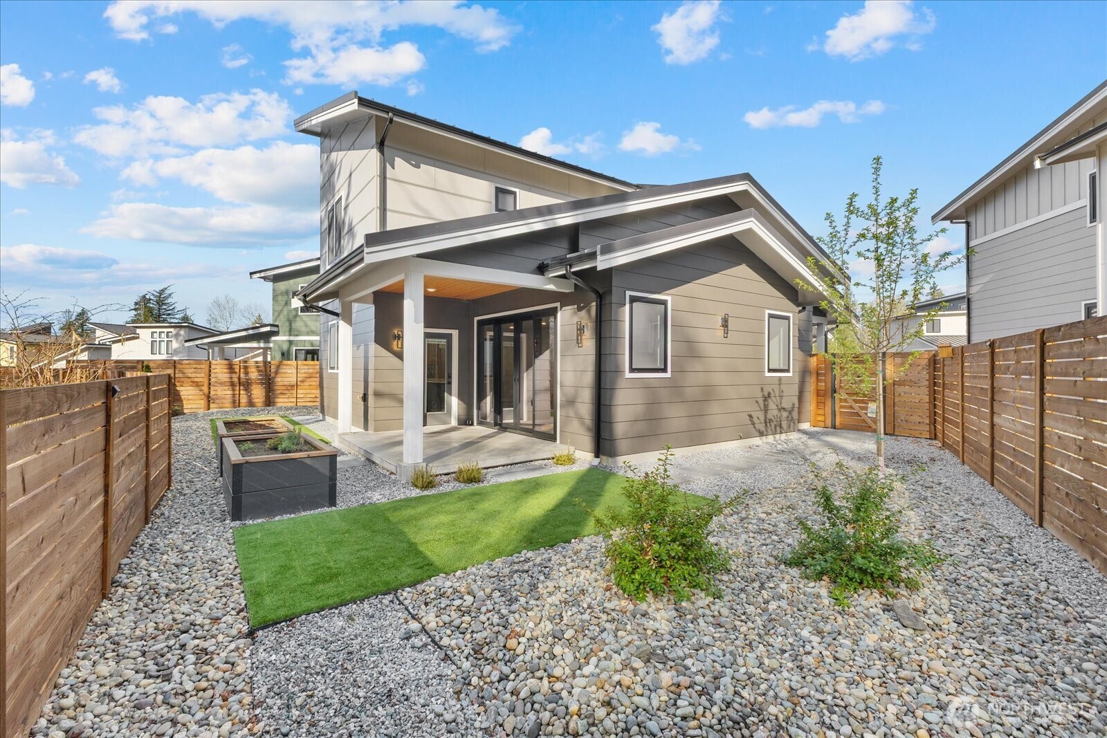 574 Creston Court , Bellingham, WA 98226-4268