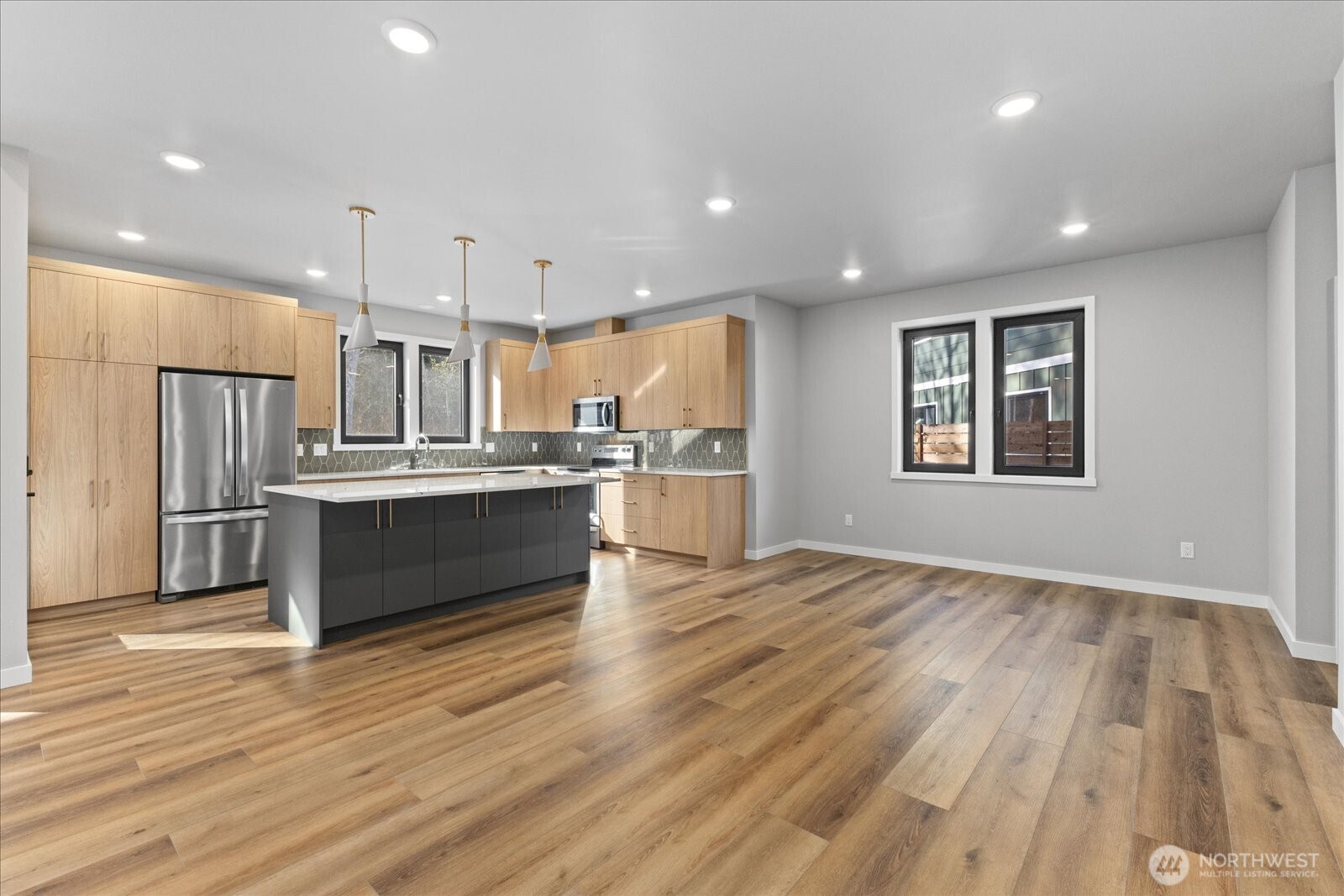 574 Creston Court , Bellingham, WA 98226-4268