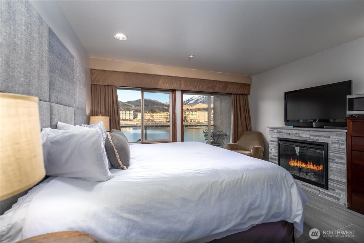 322 W Woodin Avenue #712, Chelan, WA 98816