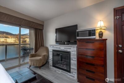 322 W Woodin Avenue #712, Chelan, WA 98816 - Photo 4