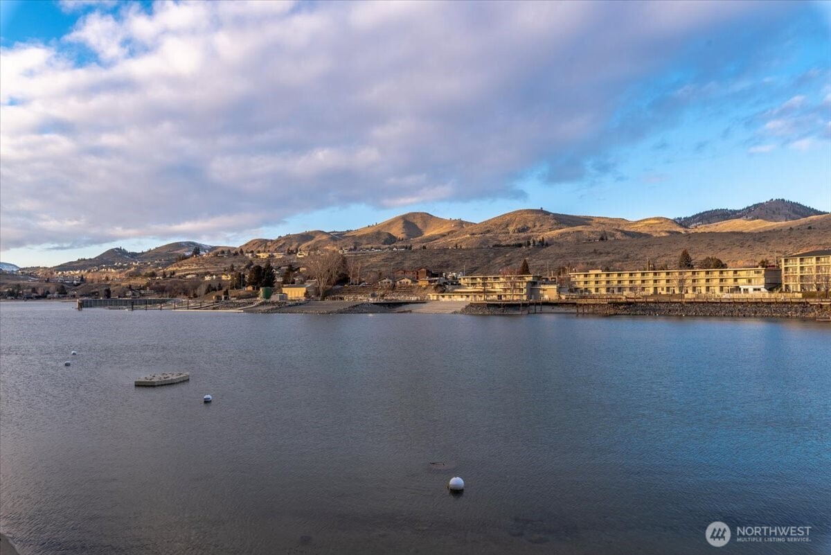 322 W Woodin Avenue #712, Chelan, WA 98816