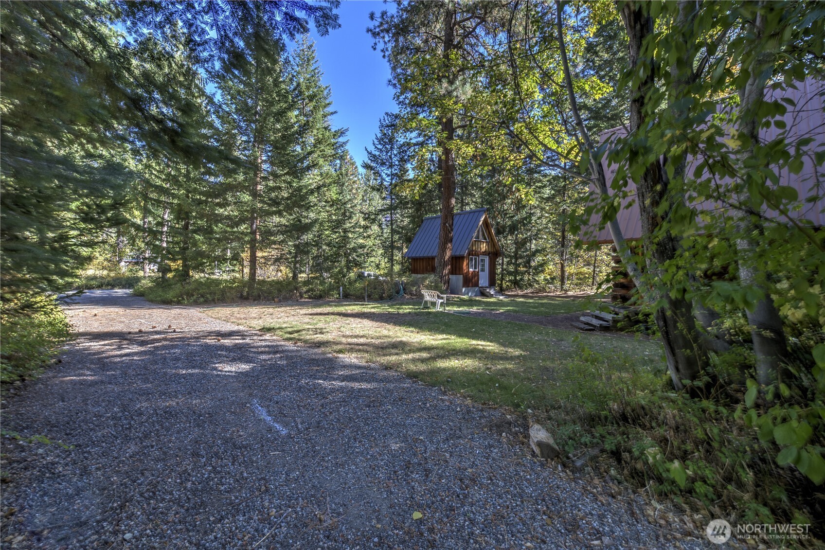 26 Mercer Road , Mazama, WA 98833