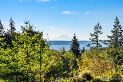 3681 Kingston Court , Clinton, WA 98236