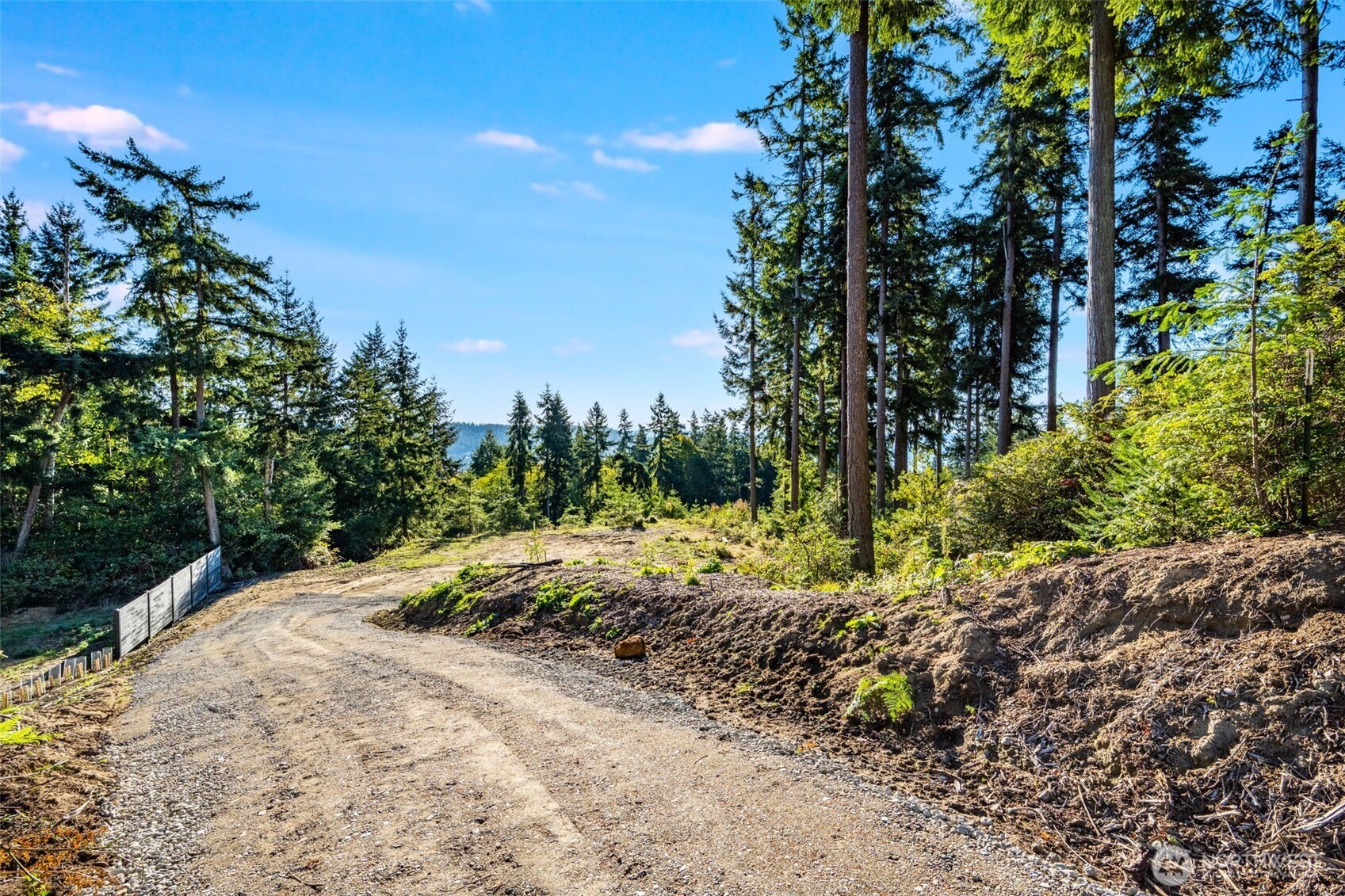 3681 Kingston Court , Clinton, WA 98236