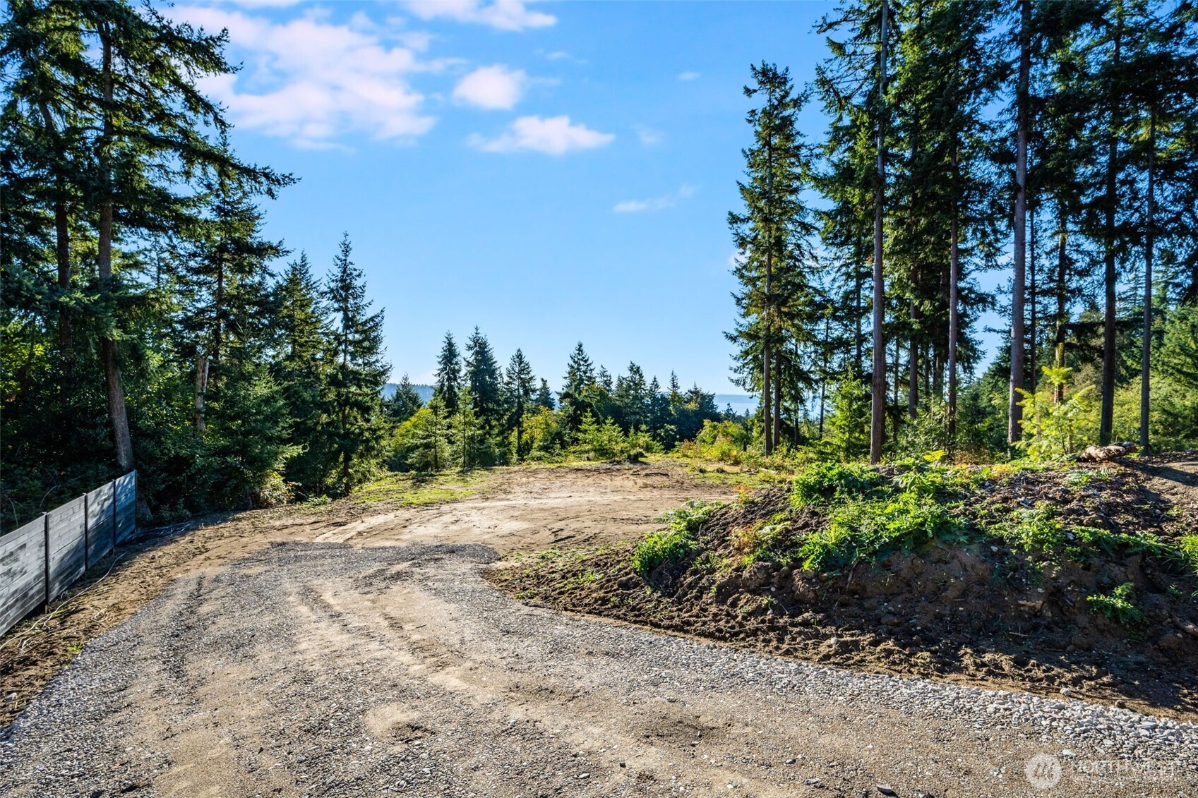 3681 Kingston Court , Clinton, WA 98236