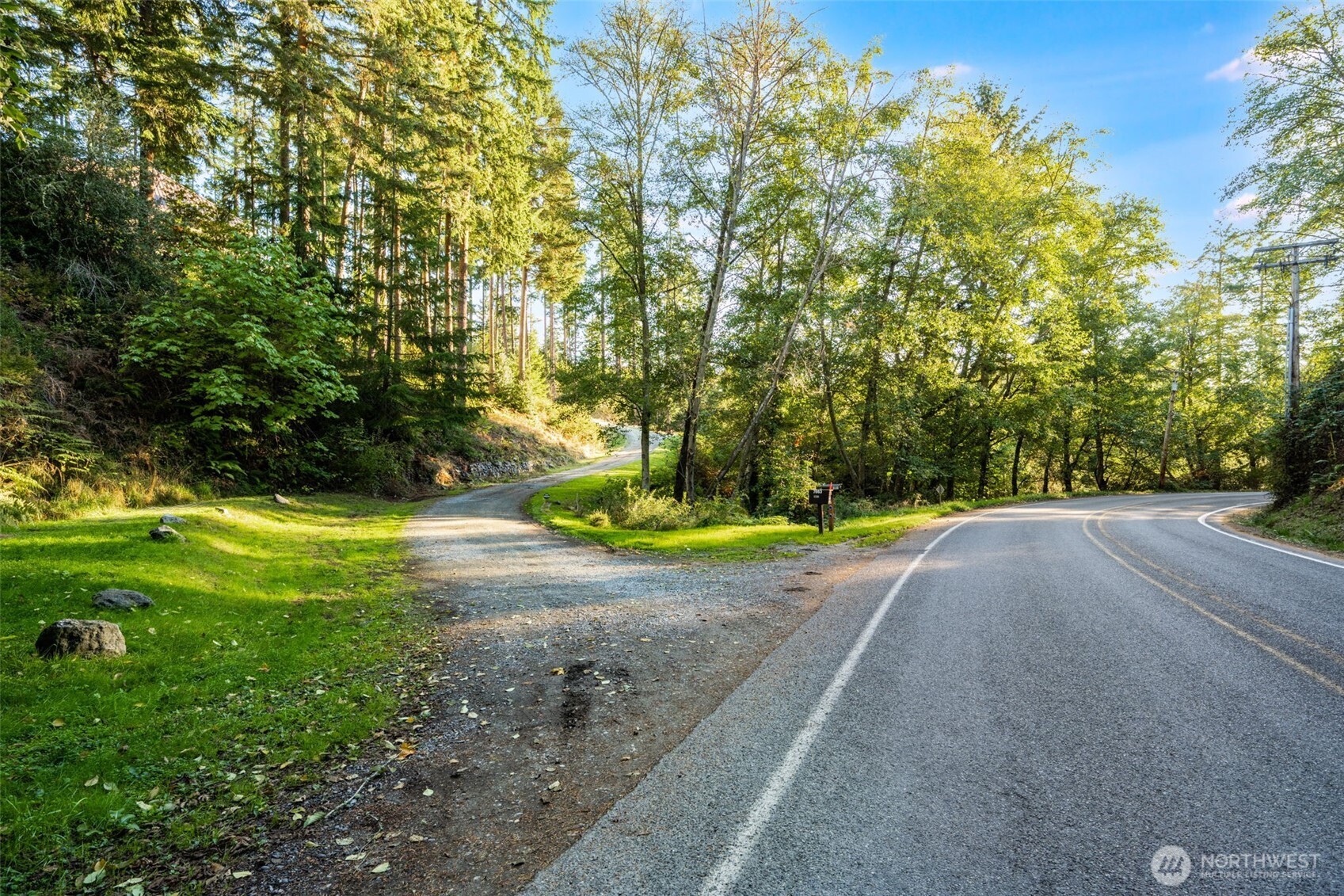 3681 Kingston Court , Clinton, WA 98236