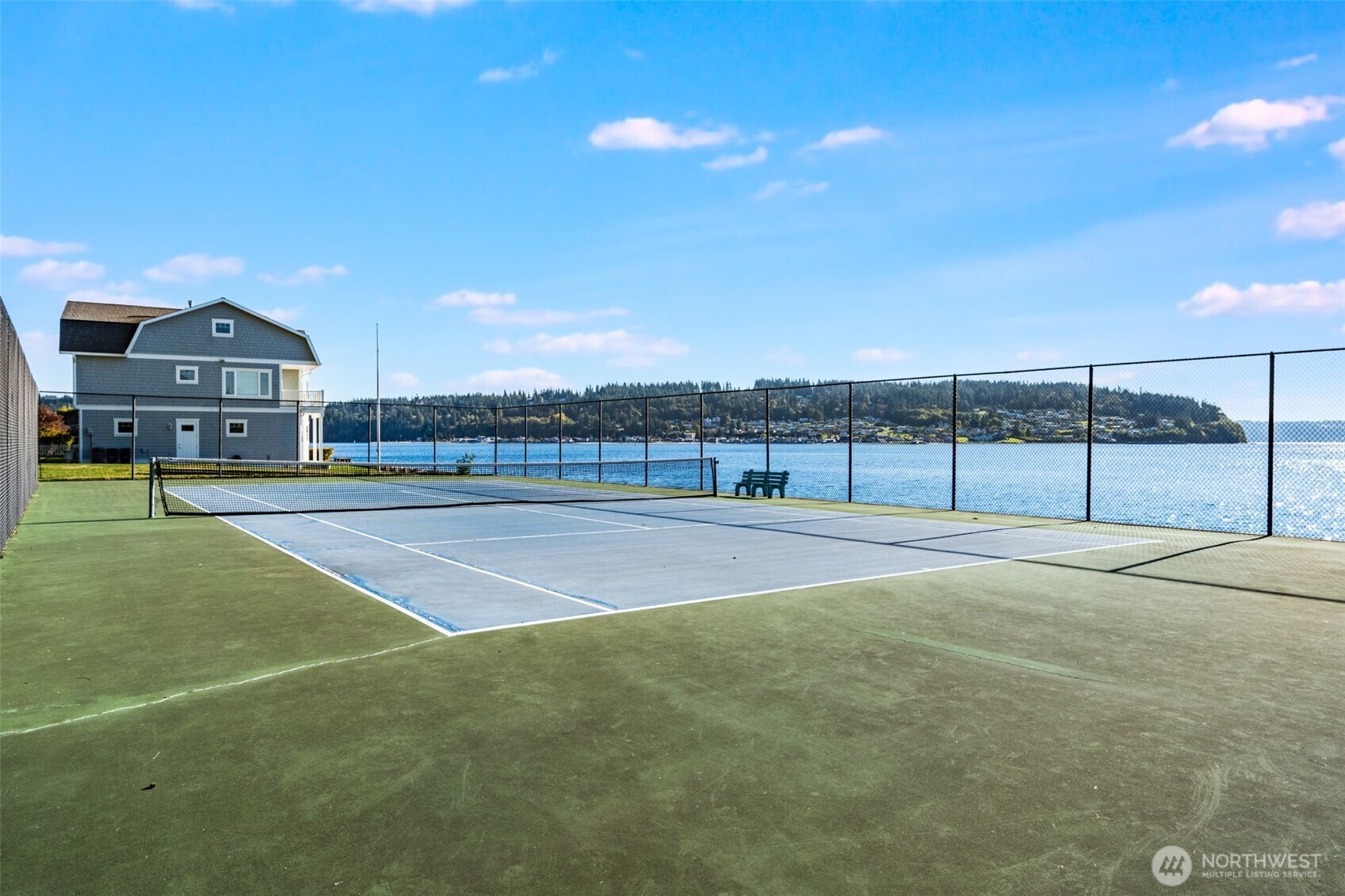 3681 Kingston Court , Clinton, WA 98236