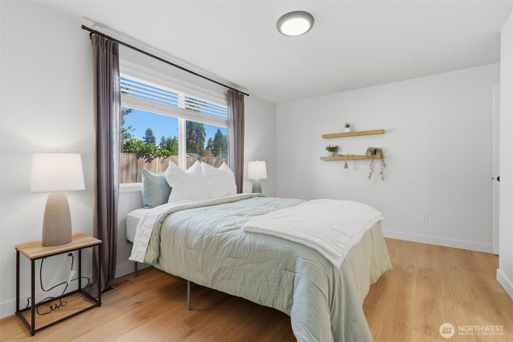 13429 NE 49th Street , Vancouver, WA 98682