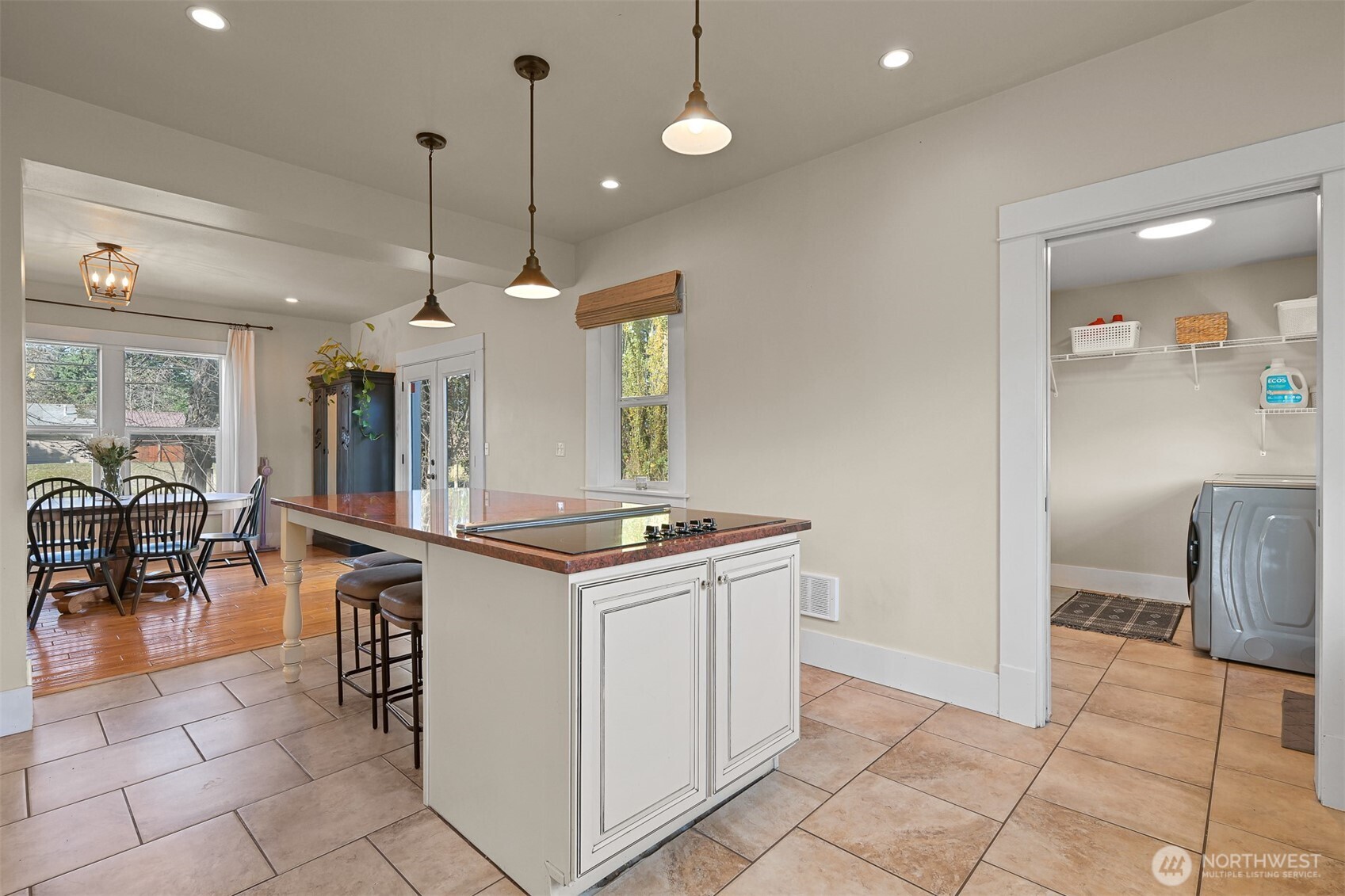 2880 Creasey Road , Custer, WA 98240