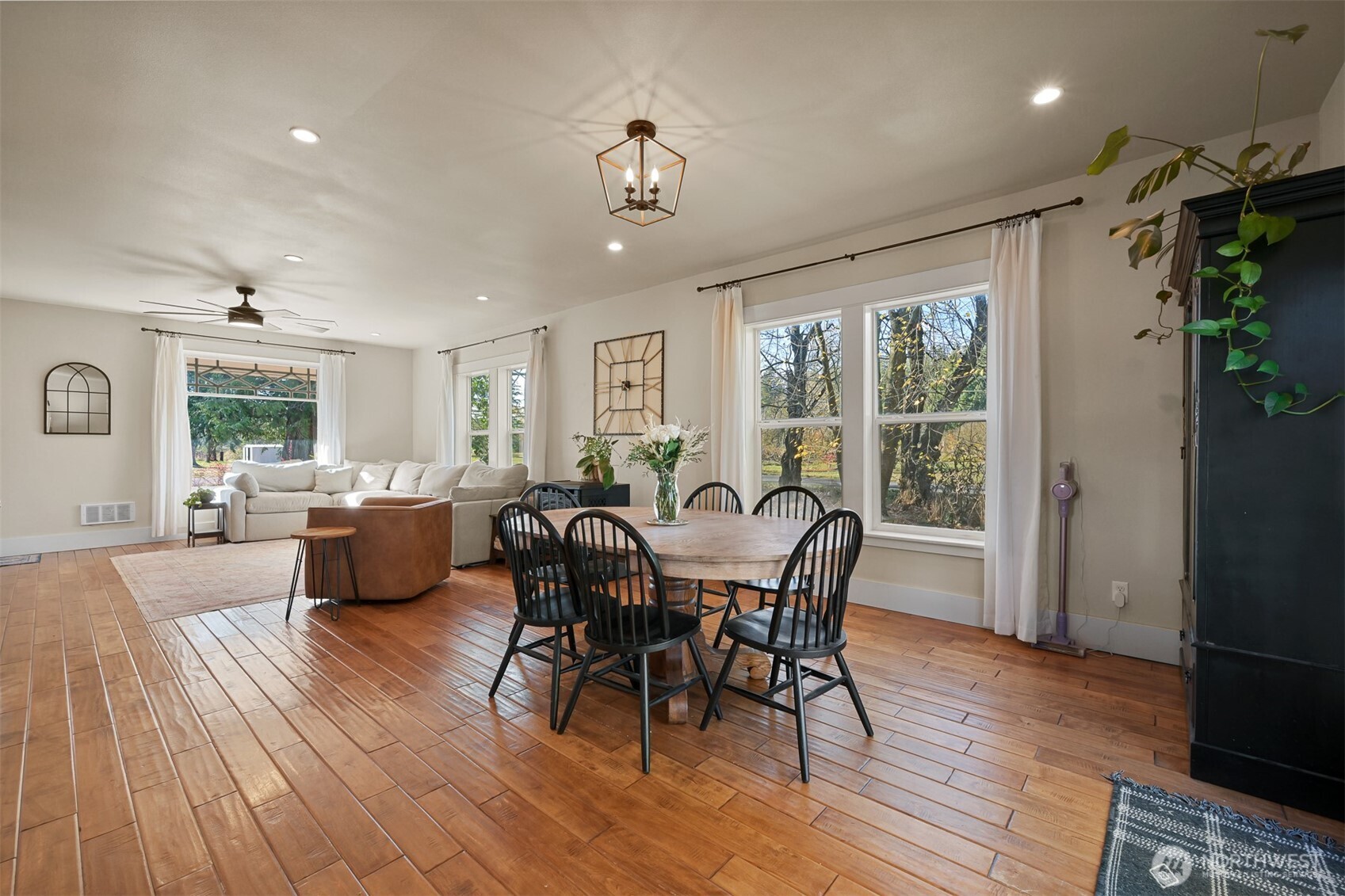 2880 Creasey Road , Custer, WA 98240
