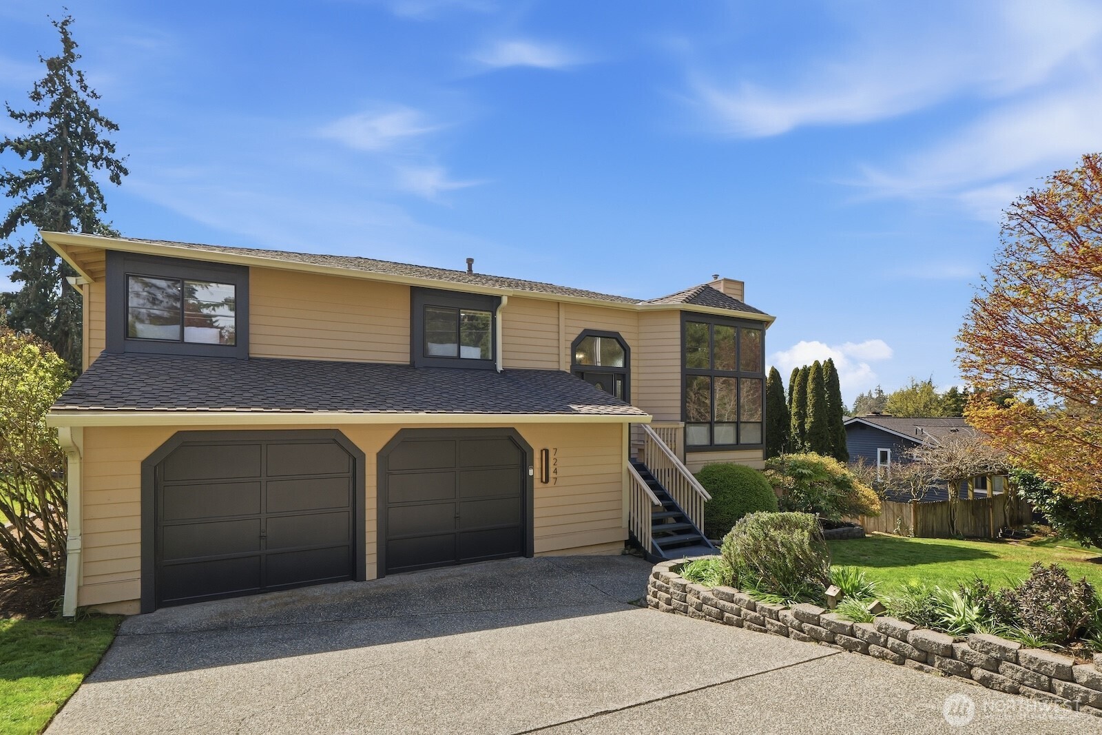 7247 NE 150th Street , Kenmore, WA 98028