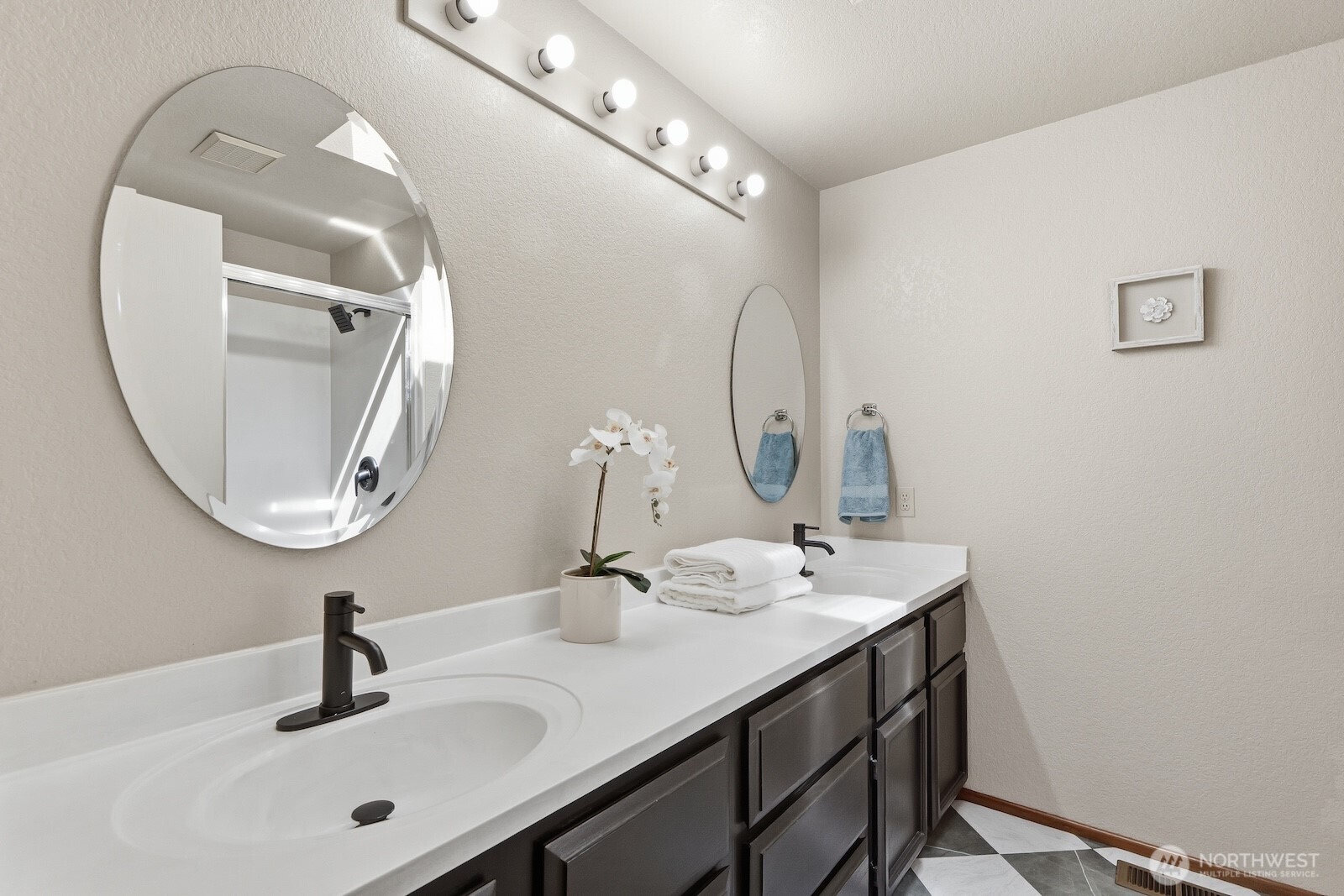 7247 NE 150th Street , Kenmore, WA 98028