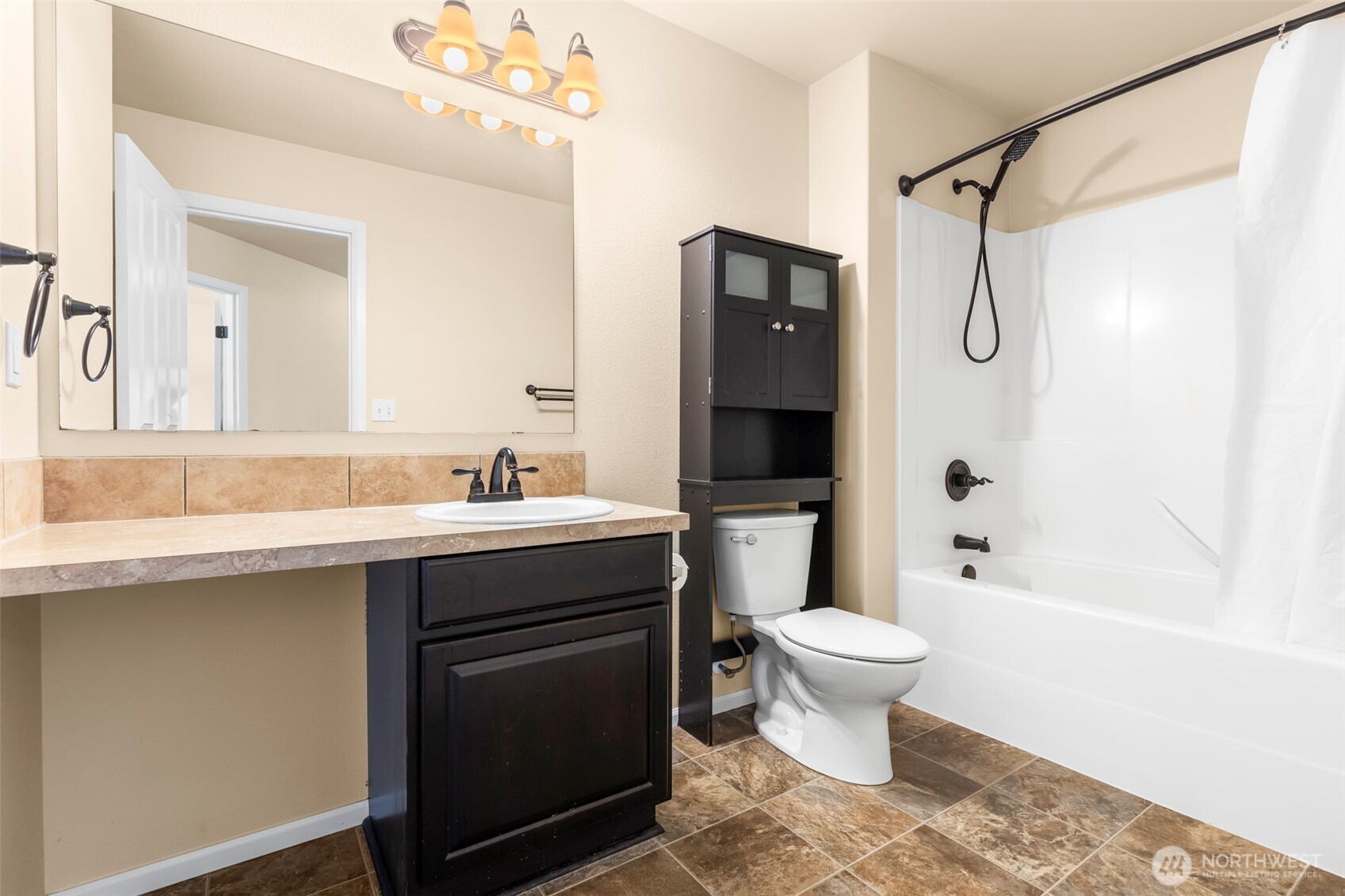 1408 Daffodil Avenue NE, Orting, WA 98360