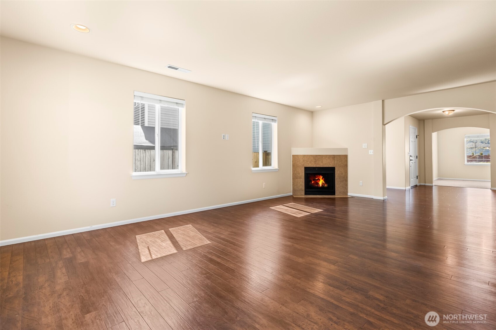 1408 Daffodil Avenue NE, Orting, WA 98360