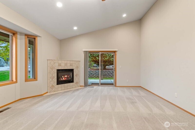 537 Chrisand Lane , Wenatchee, WA 98801